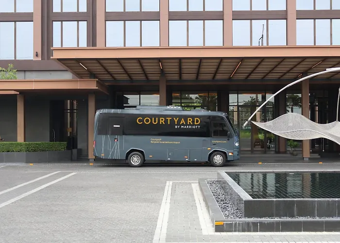 Отель Courtyard By Marriott Suvarnabhumi Airport