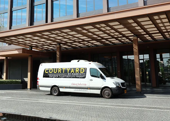 Hotel Courtyard By Marriott Suvarnabhumi Airport 4*